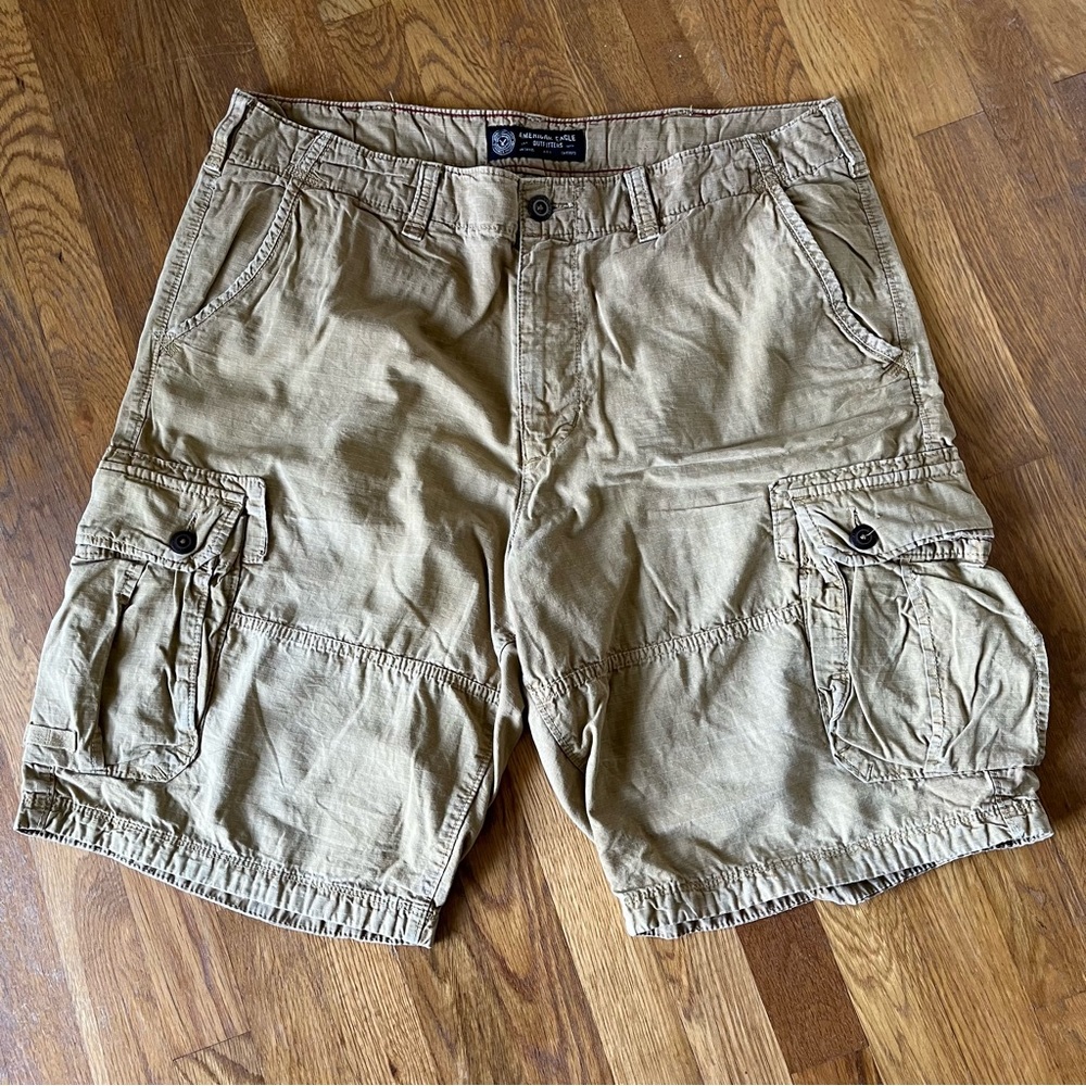 American Eagle Longboard Khaki Cargo Shorts size 38